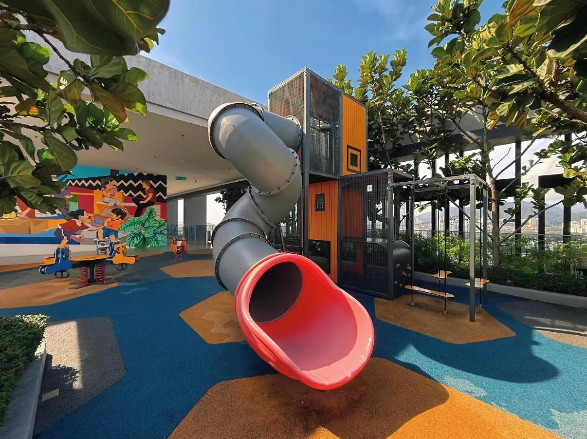 Appartamento Beacon 2Br Infinity Pool - By Bnb4U George Town Malesia